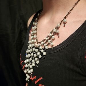 Chain pearl necklace